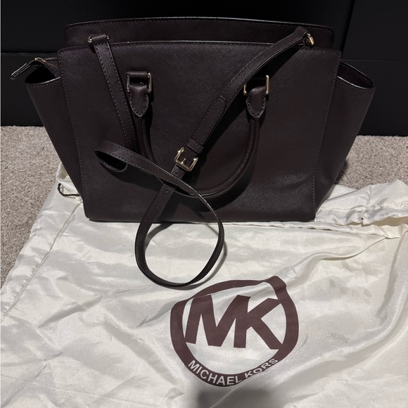Michael Kors large purse - Picture 4 of 5